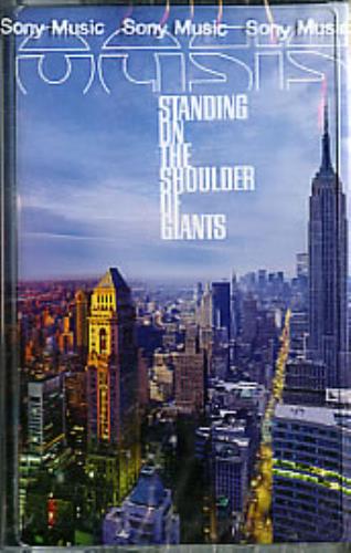Oasis Standing On The Shoulder Of Giants - Badge Pack